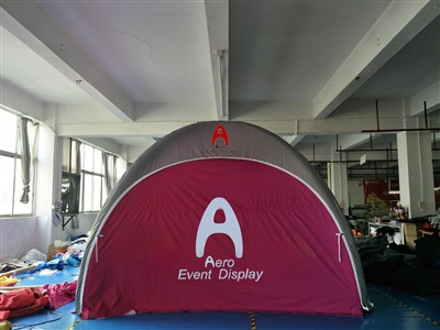 X-tipa piepūšamā telts: efektīva konstrukcija, kas palīdz aktivitātēm brīvā d...